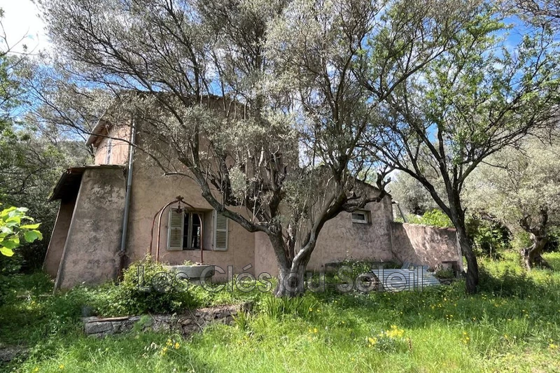 maison  2 pièces  Toulon   40 m² -   