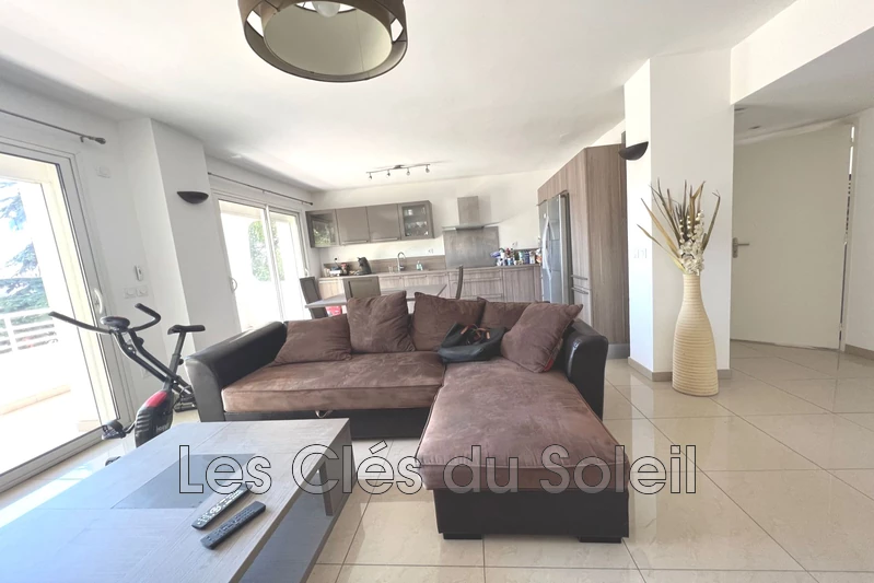 appartement  3 pièces  Toulon Brunet  55 m² -   