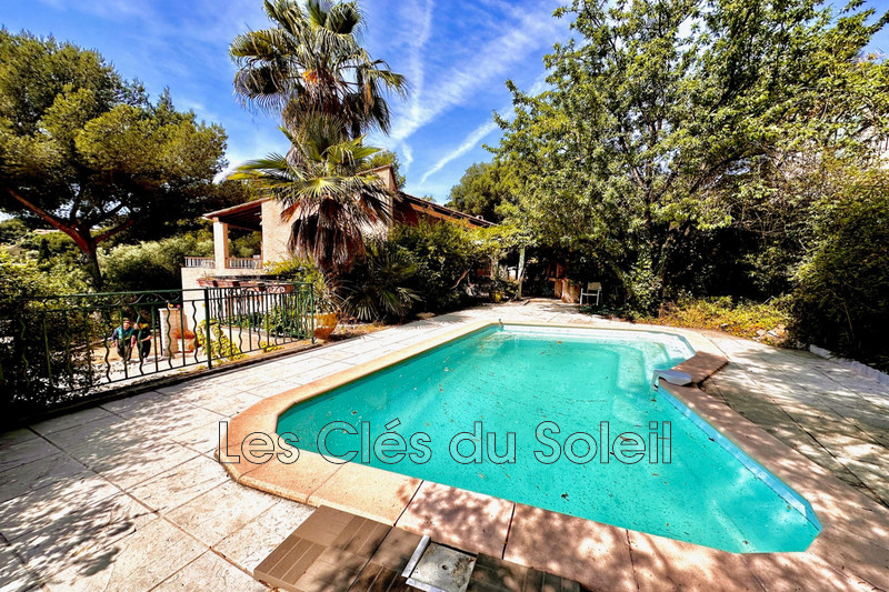 maison  4 pièces  Toulon Secteur ouest  131 m² -   