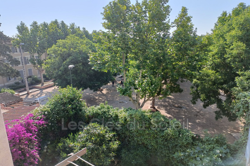 Photo n°5 - Vente appartement Cuers 83390 - 93 000 €
