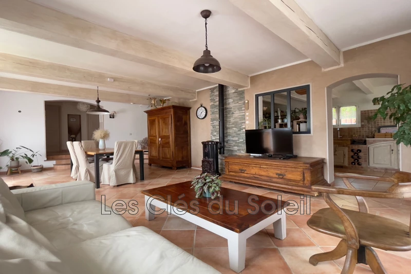 maison  4 pièces  Cuers   125 m² -   