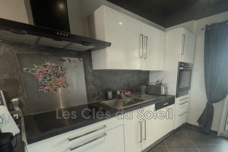 Photo n°3 - Vente appartement Hyères 83400 - 275 000 €