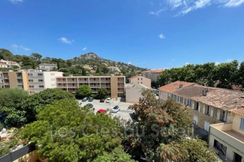 appartement  3 pièces  Hyères   56 m² -   