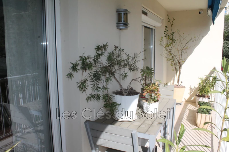 appartement  4 pièces  Toulon Bas faron  85&nbsp;m&sup2; -   
