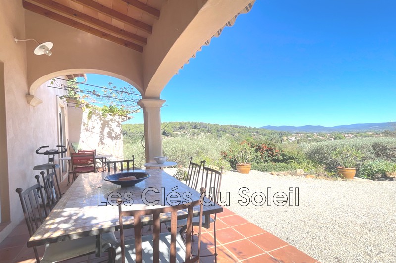 maison  3 pièces  Cuers   115 m² -   