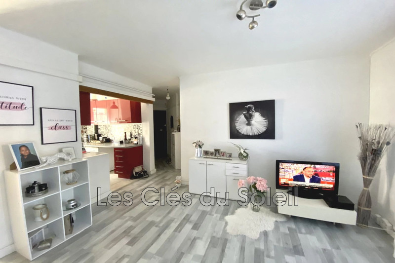 appartement  3 pièces  Toulon Pont du las   50 m² -   