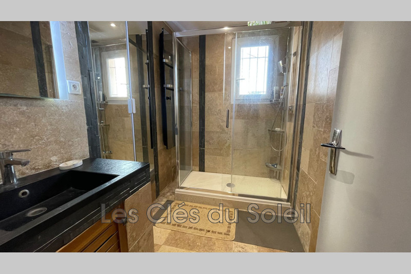 Photo n°4 - Vente maison Sainte-Anastasie-sur-Issole 83136 - 399 000 €