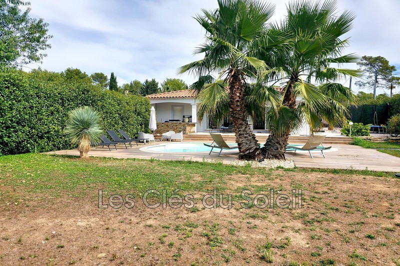 maison  5 pièces  Rocbaron   132 m² -   
