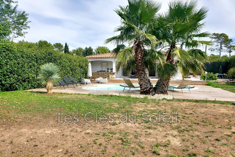 maison  5 pièces  Rocbaron   132 m² -   