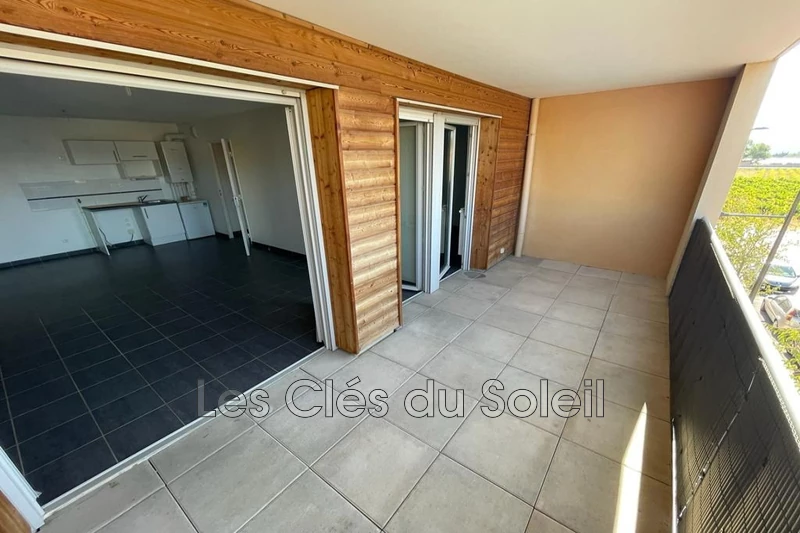 appartement  2 pièces  Cuers   43&nbsp;m&sup2; -   