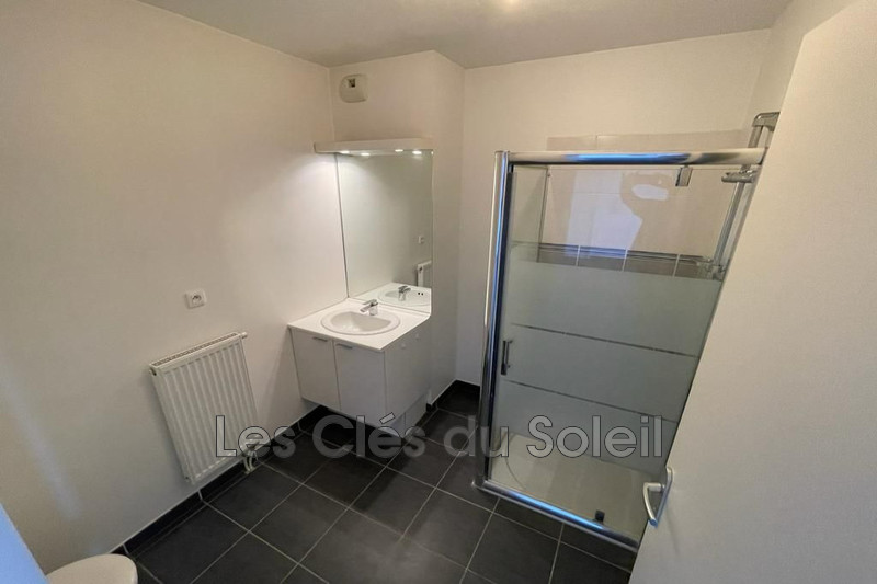 Photo n°5 - Vente appartement Cuers 83390 - 179 000 €