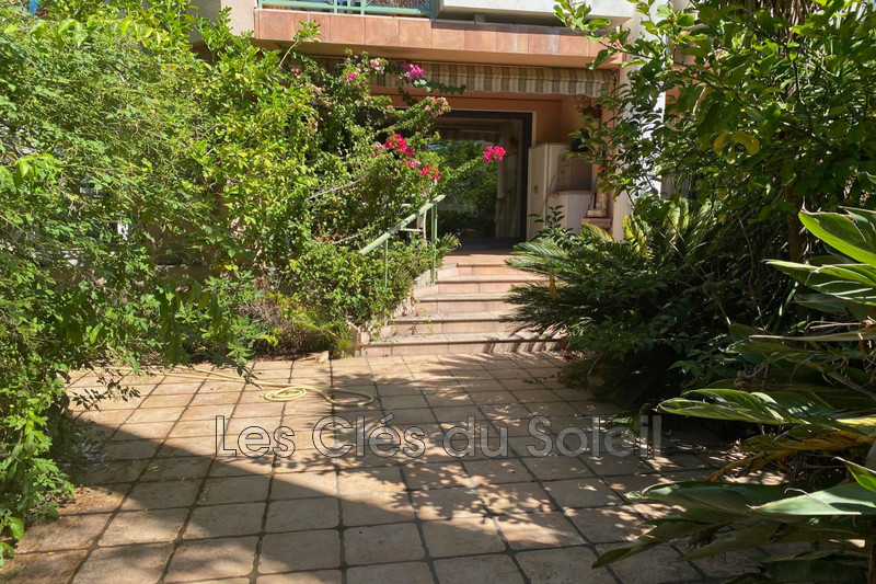 appartement  3 pièces  Hyères Centre ville  74 m² -   