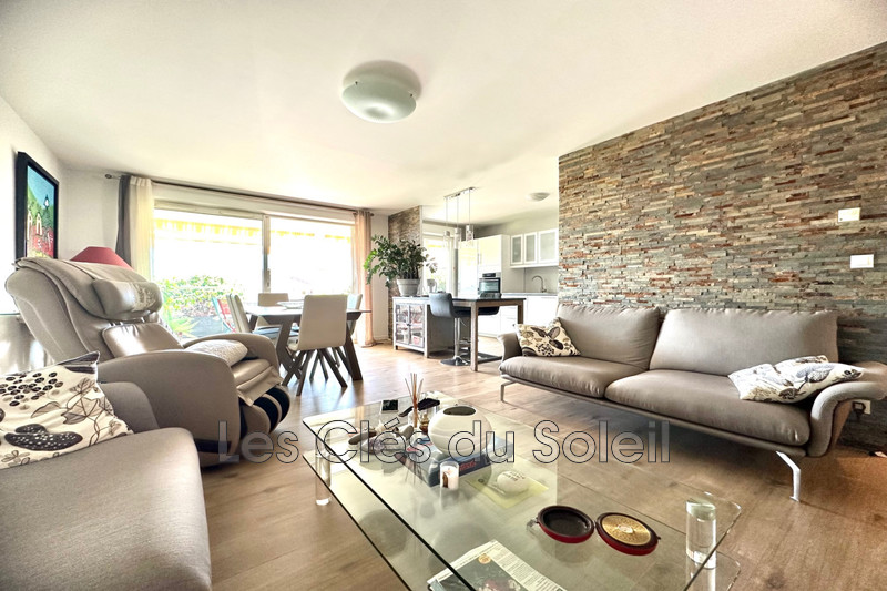 appartement  3 pièces  Toulon Mont faron  73 m² -   