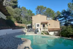 Photos  Maison à vendre Cuers 83390