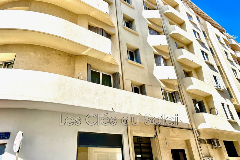 appartement  2 pièces  Toulon Champs de mars  44 m² -   