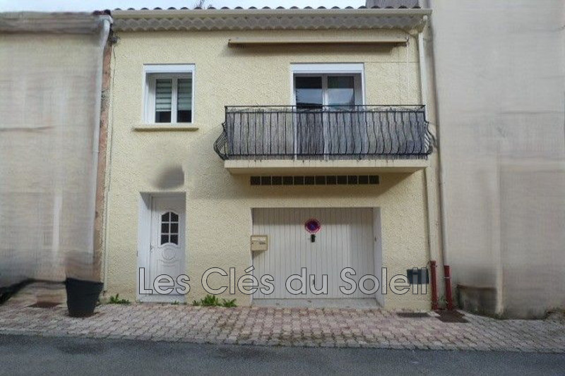 maison  3 pièces  Vins-sur-Caramy   157 m² -   