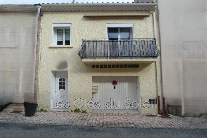 maison  3 pièces  Vins-sur-Caramy   157 m² -   