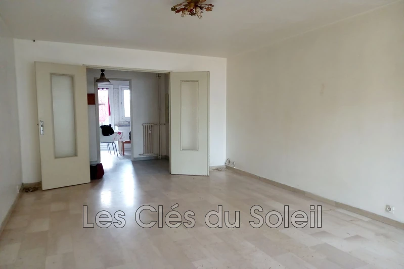 appartement  3 pièces  Toulon   60 m² -   