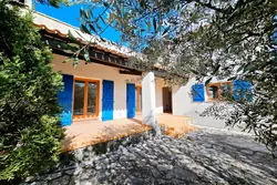 Photos  Maison à vendre La Roquebrussanne 83136