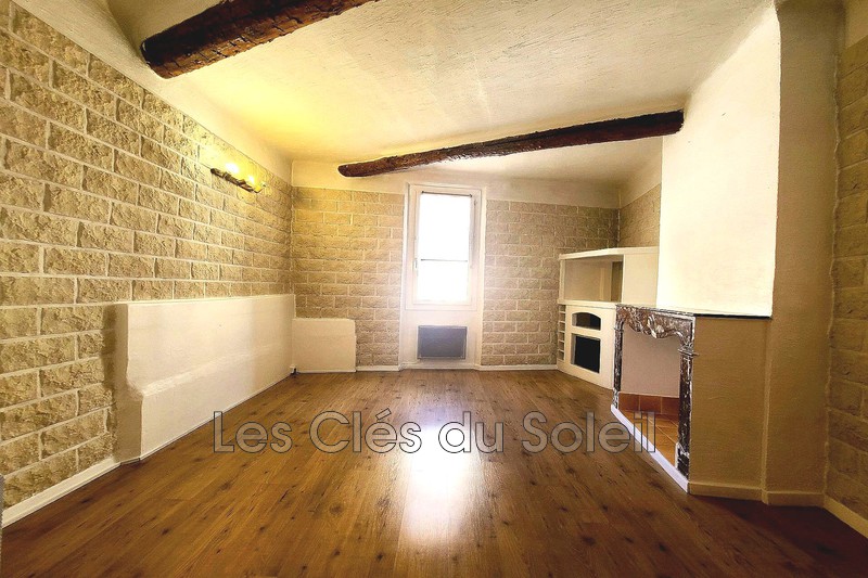 maison  6 pièces  Cuers   177 m² -   