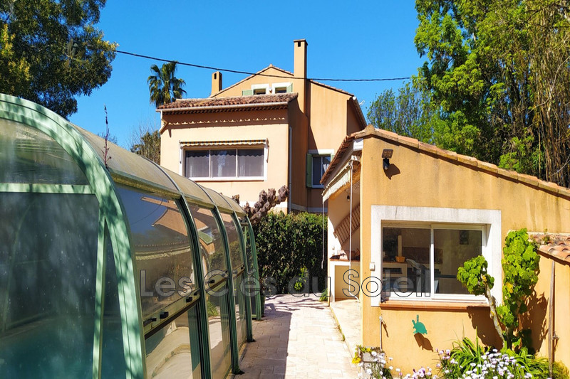 Photo n°2 - Vente maison Hyères 83400 - 580 000 €