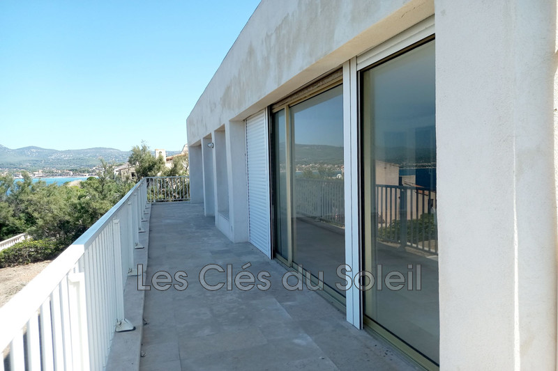 Photo n°10 - Vente Maison villa contemporaine Six-Fours-les-Plages 83140 - 1 830 000 €
