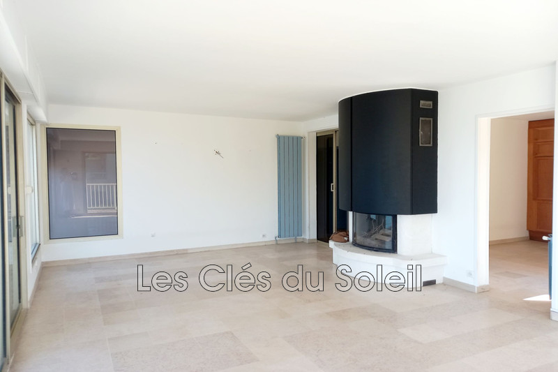 Photo n°4 - Vente Maison villa contemporaine Six-Fours-les-Plages 83140 - 1 830 000 €