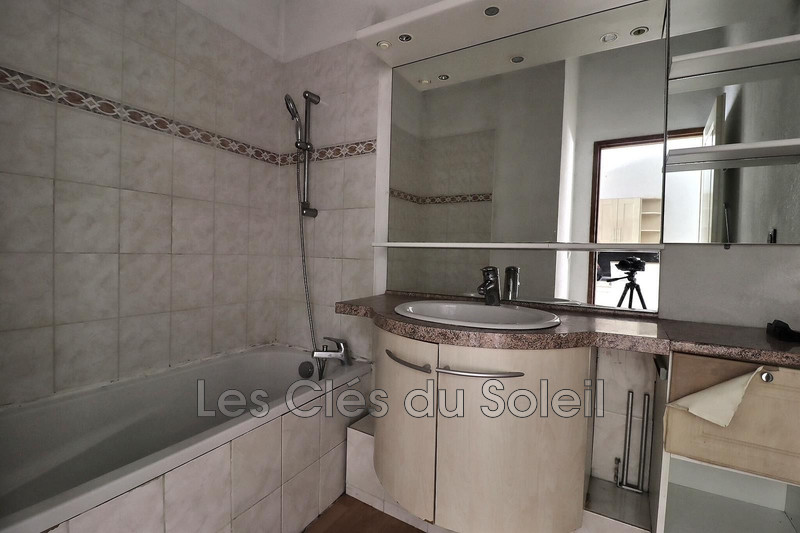 Photo n°11 - Vente maison de ville Cuers 83390 - 280 000 €