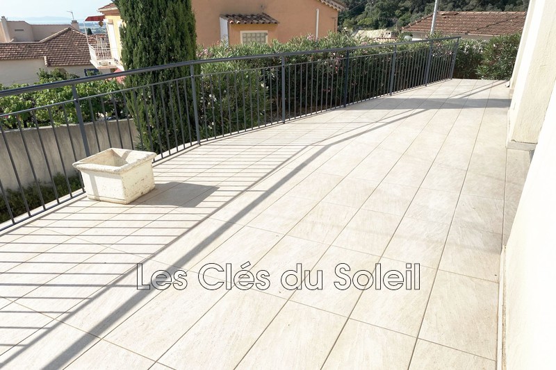 Photo n°2 - Vente maison Hyères 83400 - 548 000 €