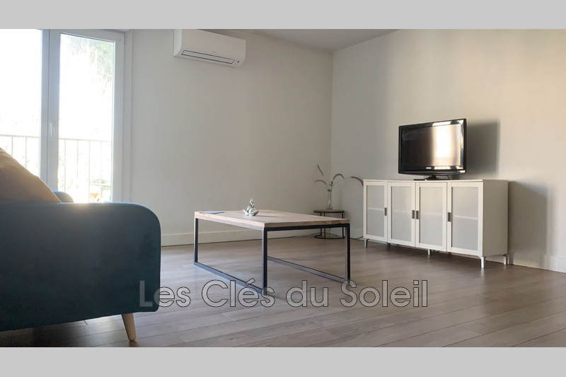Photo n°2 - Vente appartement Le Castellet 83330 - 275 000 €
