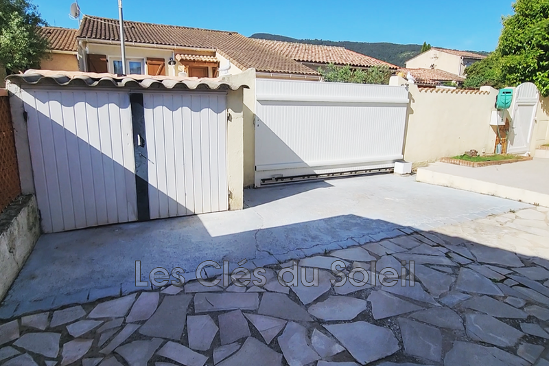 Photo n°2 - Vente maison Solliès-Pont 83210 - 395 000 €