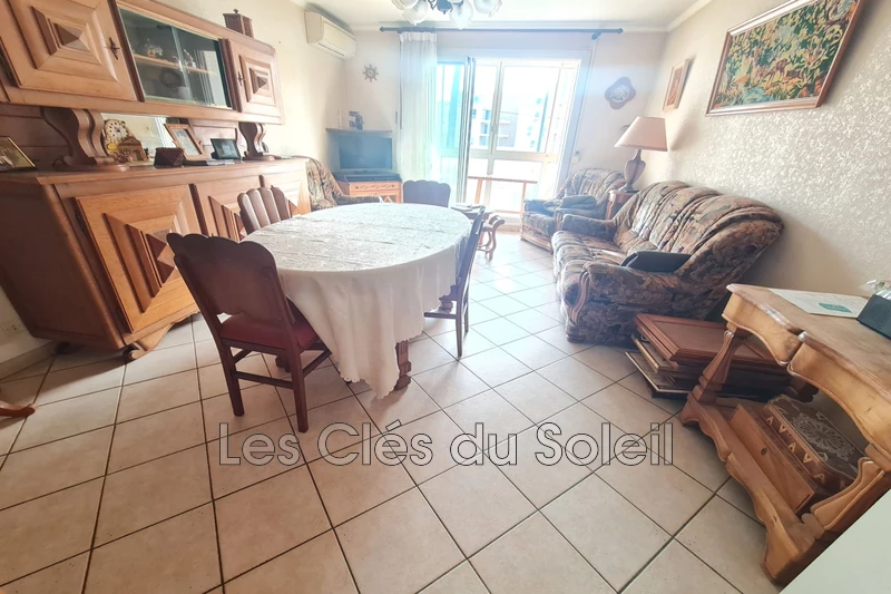 appartement  3 pièces  Hyères   65 m² -   