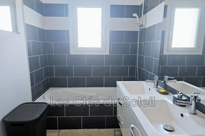 Photo n°6 - Vente maison Rocbaron 83136 - 345 000 €