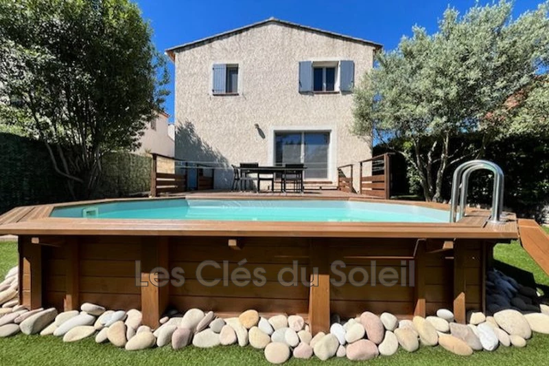 maison  5 pièces  Rocbaron   90&nbsp;m&sup2; -   