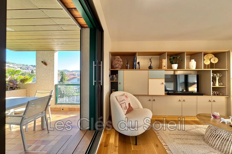appartement  3 pièces  Hyères Centre-ville  74 m² -   