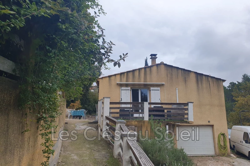 maison  4 pièces  Vins-sur-Caramy   89&nbsp;m&sup2; -   