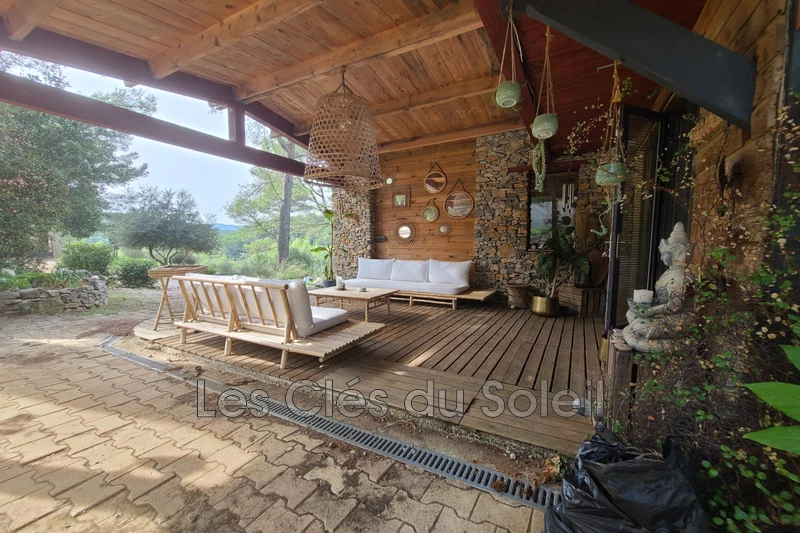 maison  3 pièces  Cuers   100&nbsp;m&sup2; -   