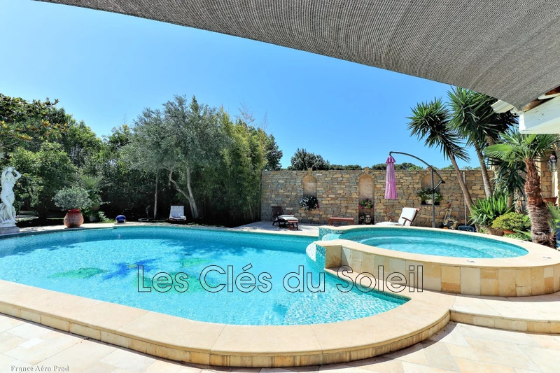 maison  8 pièces  Sanary-sur-Mer Beaucours   226&nbsp;m&sup2; -   