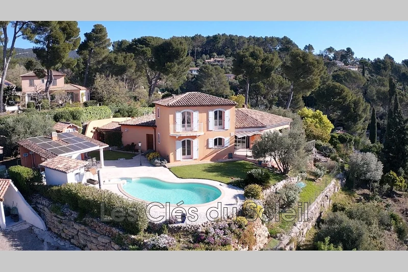 maison  5 pièces  Cuers   165&nbsp;m&sup2; -   