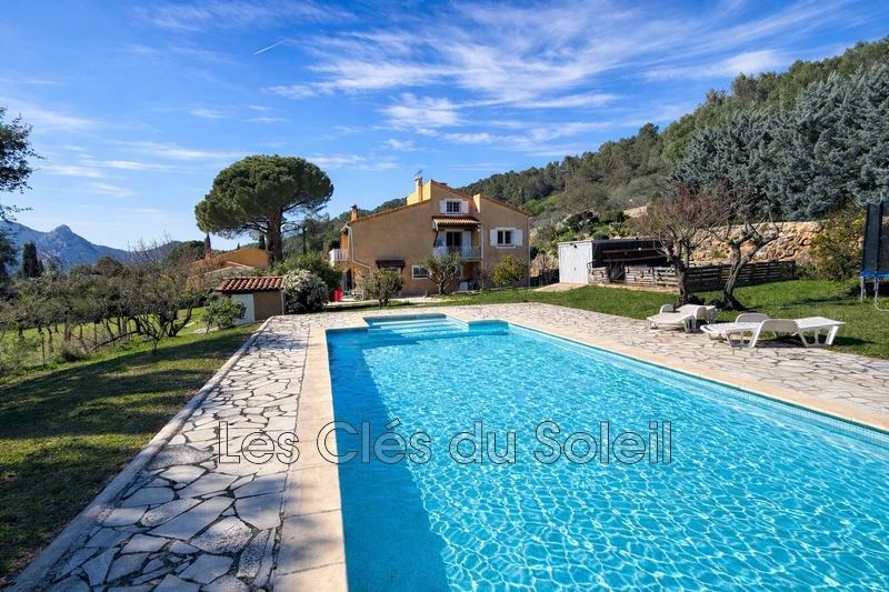 maison  5 pièces  Camps-la-Source   215&nbsp;m&sup2; -   