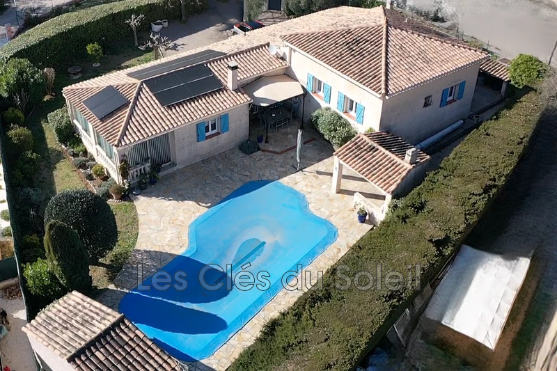 maison  4 pièces  Vins-sur-Caramy   138&nbsp;m&sup2; -   