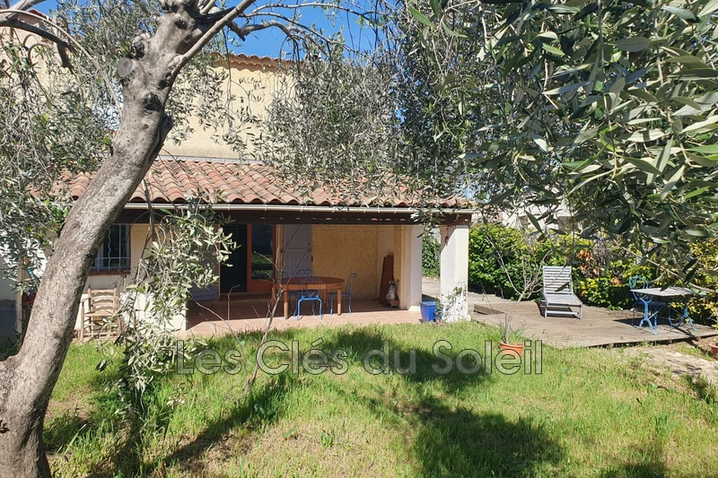 maison  3 pièces  Brignoles   80&nbsp;m&sup2; -   