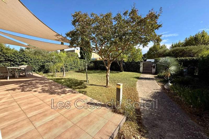 maison  4 pièces  Hyères Pyanet  91&nbsp;m&sup2; -   