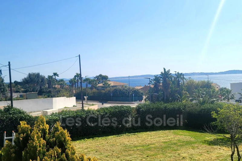 maison  6 pièces  Carqueiranne Bord de mer  294&nbsp;m&sup2; -   