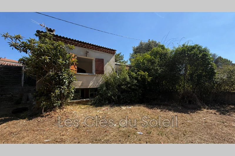 maison  Garéoult   77&nbsp;m&sup2; -   