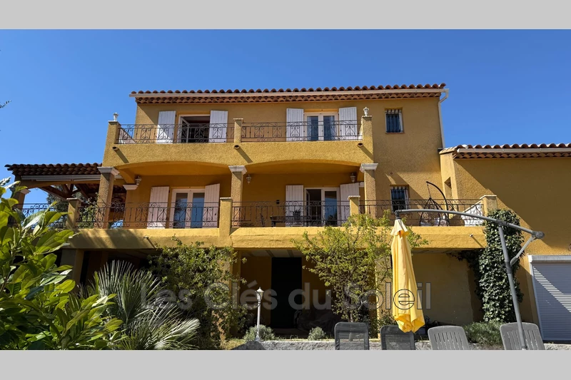 maison  4 rooms  Montfort-sur-Argens   150&nbsp;m&sup2; -   