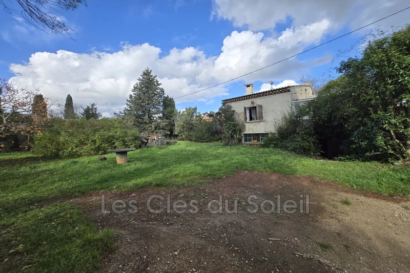 maison  3 pièces  Garéoult   70&nbsp;m&sup2; -   