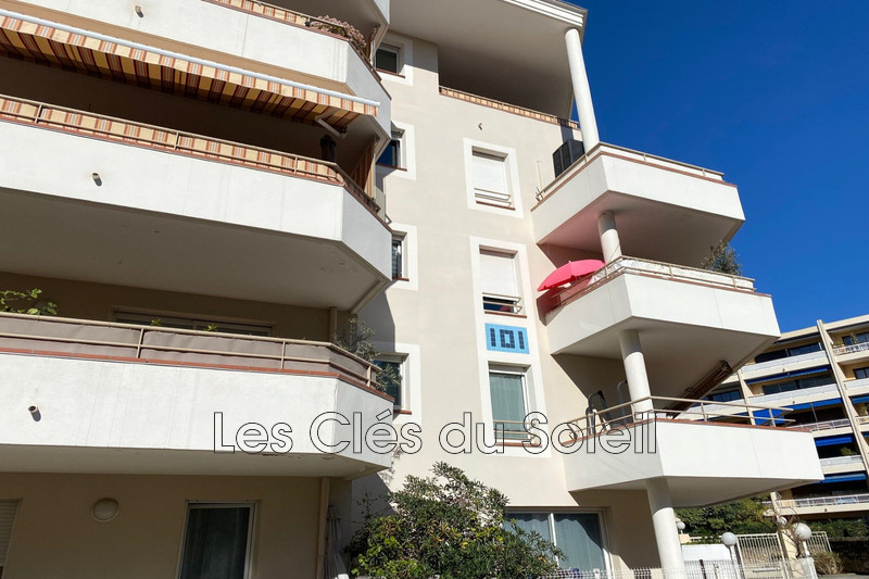Photo n°2 - Vente appartement Hyères 83400 - 133 560 €