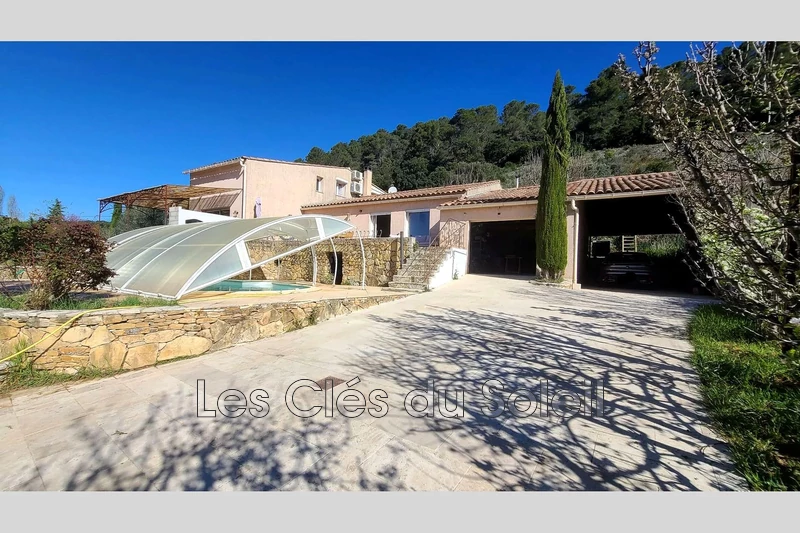 maison  3 pièces  Signes   95&nbsp;m&sup2; -   