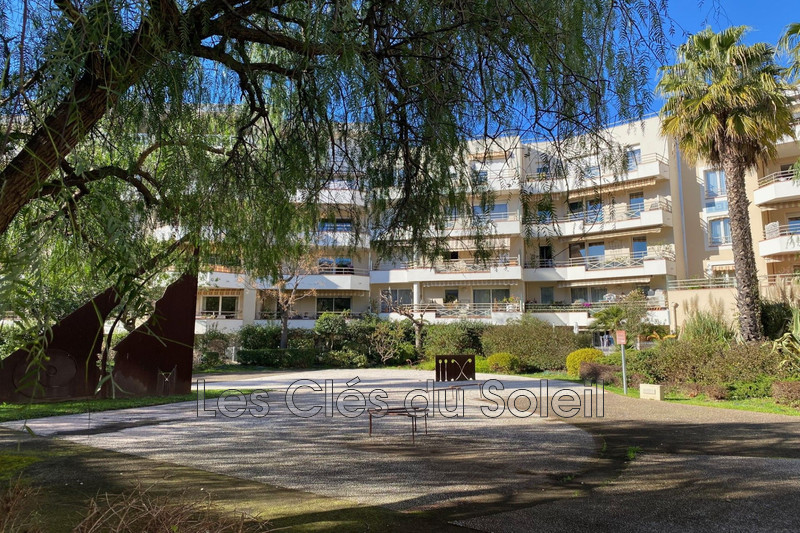 Photo n°3 - Vente appartement Hyères 83400 - 197 160 €